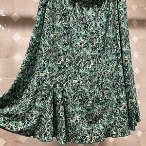 Vintage Green black floral abstract Patterned Skirt flowy midi color burst